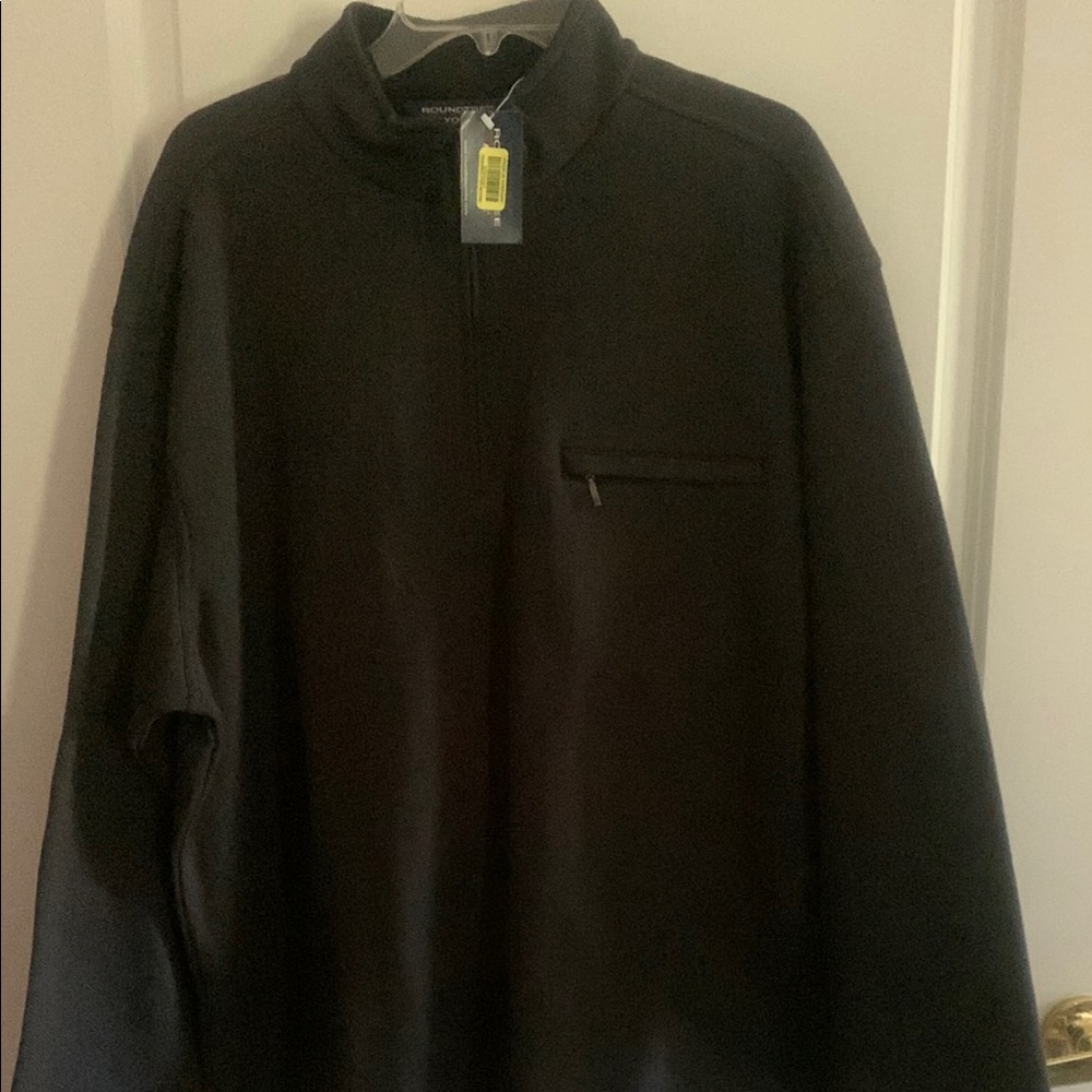Men's Roundtree Black Pullover